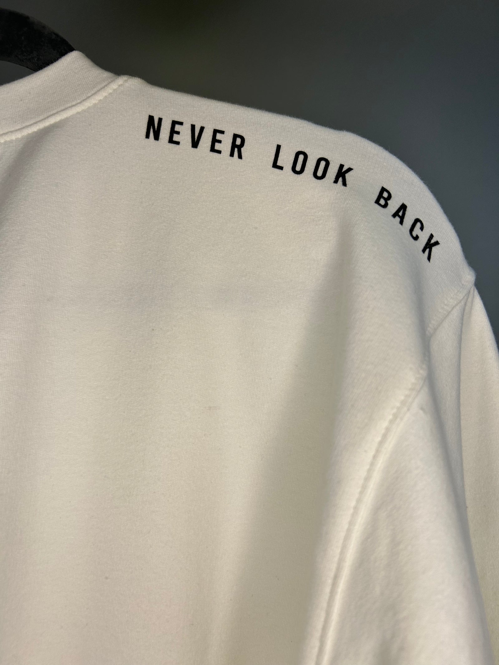 GRAPHIC SWEATER MAKING MAGIC