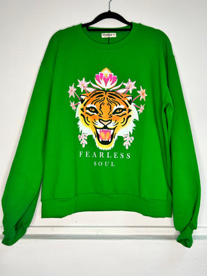 GRAPHIC SWEATER FEARLESS SOUL